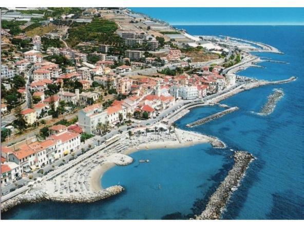 Villa Del Mare Ligure Elvezia ซานตาสเตฟาโน อัล มาเร ภายนอก รูปภาพ